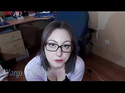❤️ Noia sexy amb ulleres xucla un consolador profundament davant la càmera ️ Porno a nosaltres ca.hellporno-com.ru ️❤