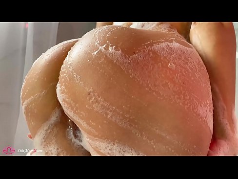 ❤️ La morena es masturba el cony amb un vibrador fins a un orgasme intens a la dutxa ️ Porno a nosaltres ca.hellporno-com.ru ️❤